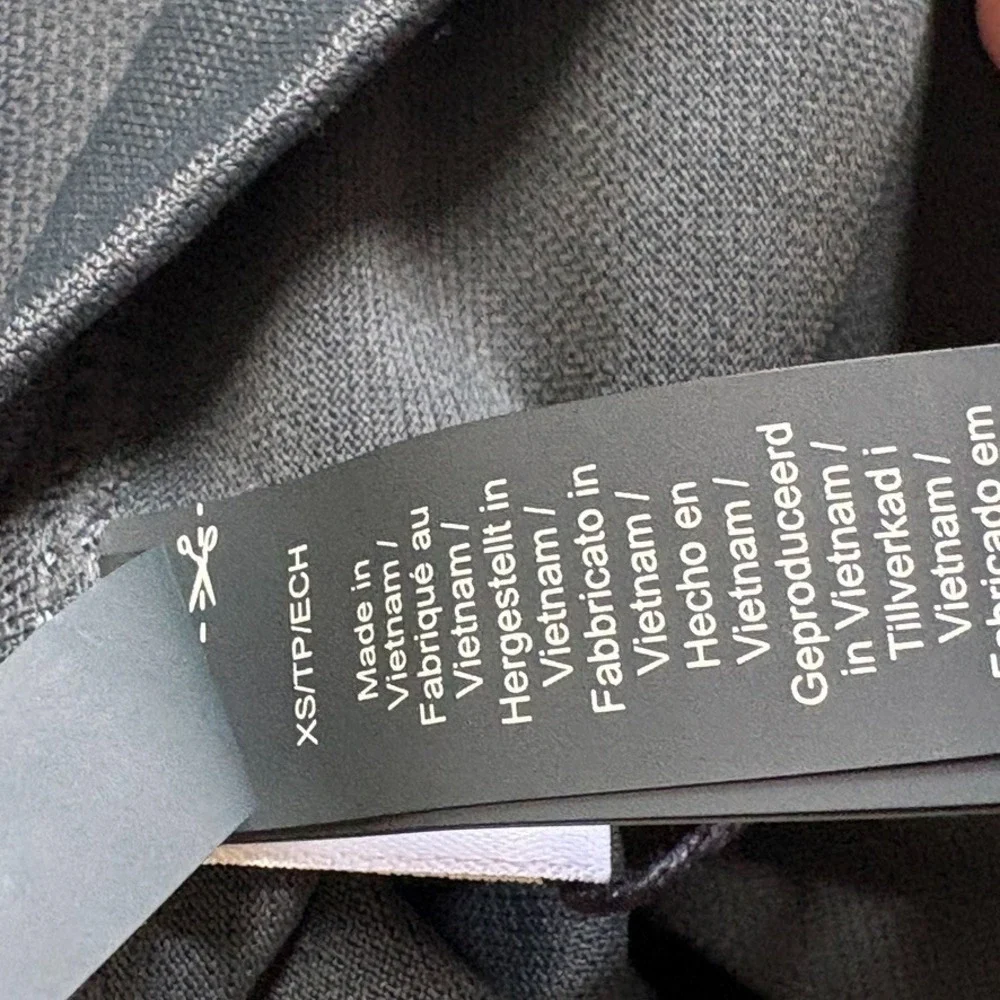 Nike new tags